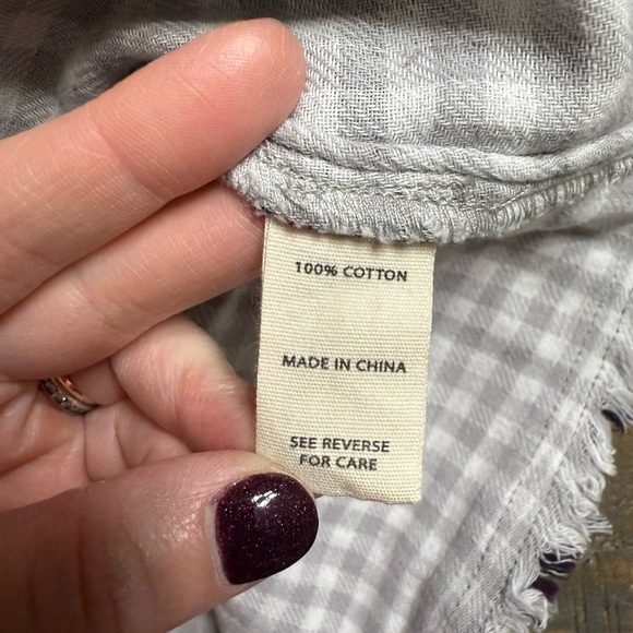 Gilded intent frayed hem Plaid Button-Up Women’s Top - Picture 5 of 9